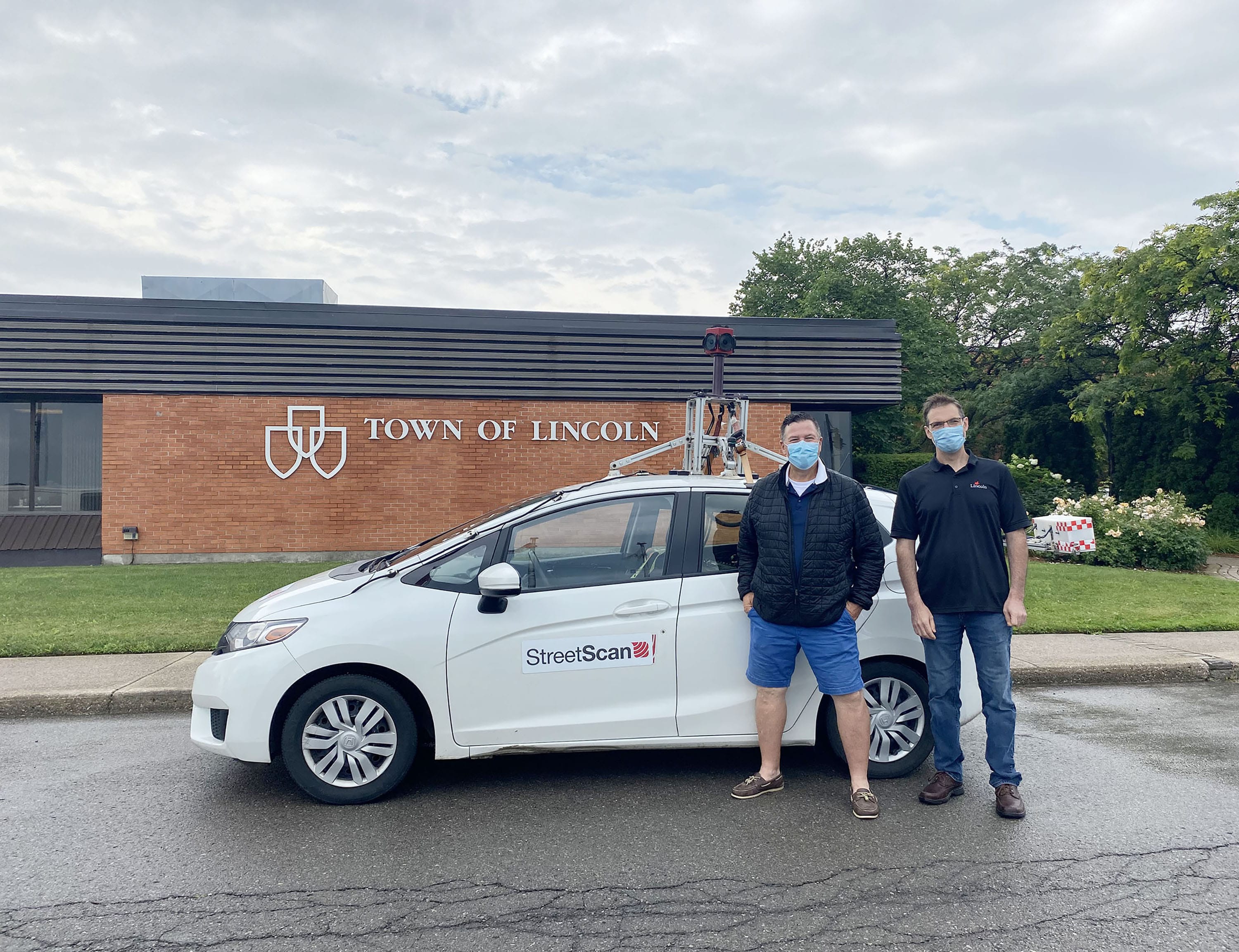 Streetscan vehicle with Councillor Pachereva