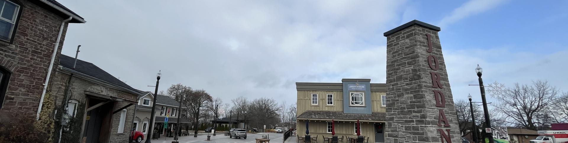 Main Street Plaza and Pillar