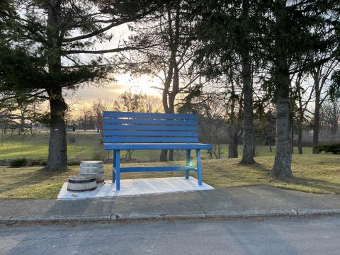 Big Blue Bench at Vineland Research and Innovation Centre